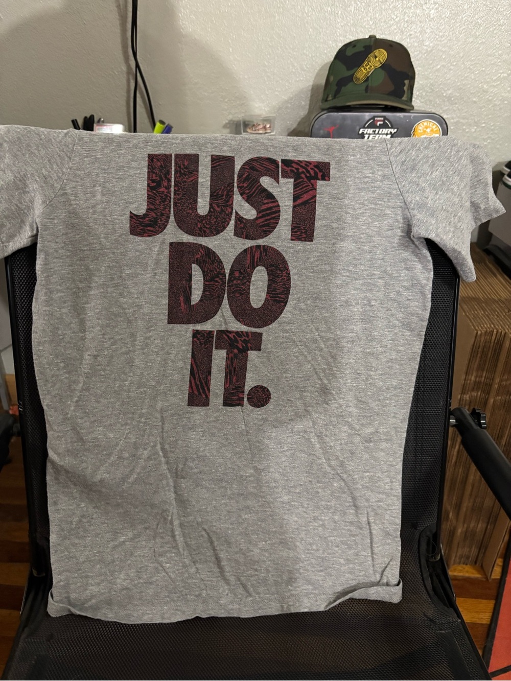 Nike tee size YL